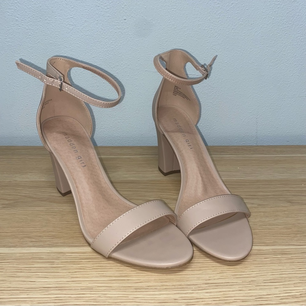 Madden Girl Beella Heels size 9.5M